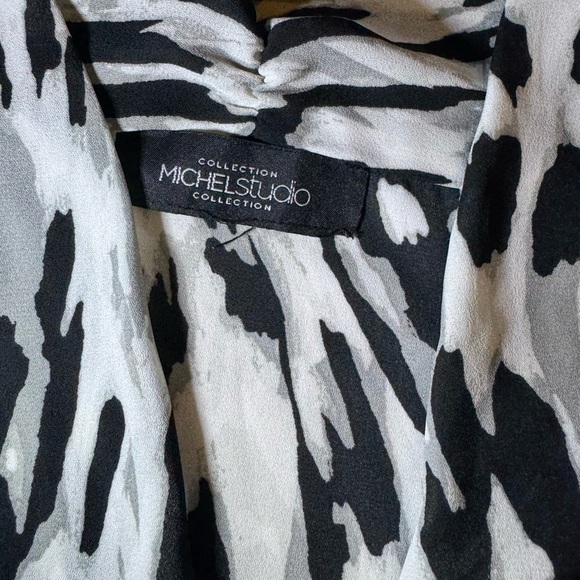 Michel Studio Black and White Patterned Blouse - Picture 2 of 3